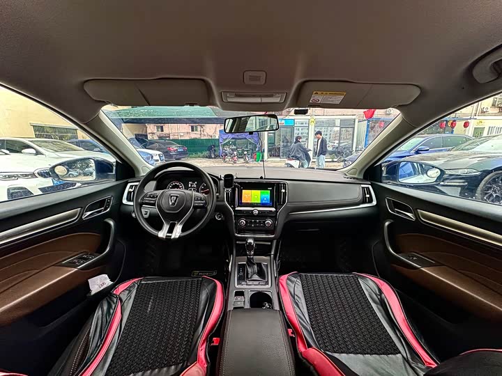 Roewe i6 2019 2019款 PLUS 1.6L CVT 4G互联豪华大赞版