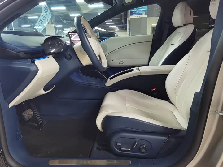 Zeekr 007 2024 2024款 后驱智驾版 100kWh