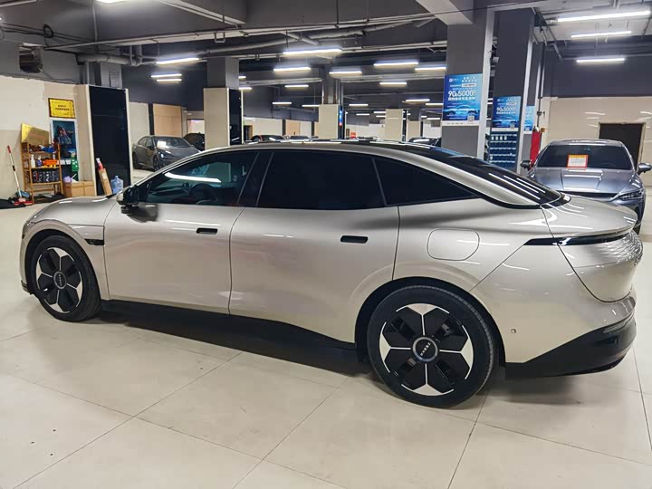 Zeekr 007 2024 2024款 后驱智驾版 100kWh