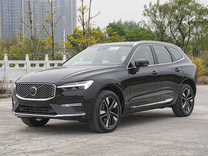 Volvo XC60 2026 2026款 B5 四驱智远豪华版
