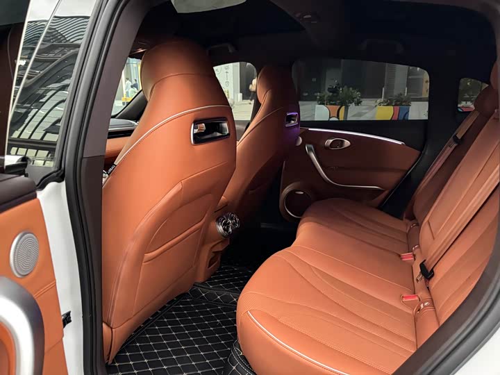 Ora Lightning Cat (07) 2024 2024款 暗夜版 555km 尊贵版