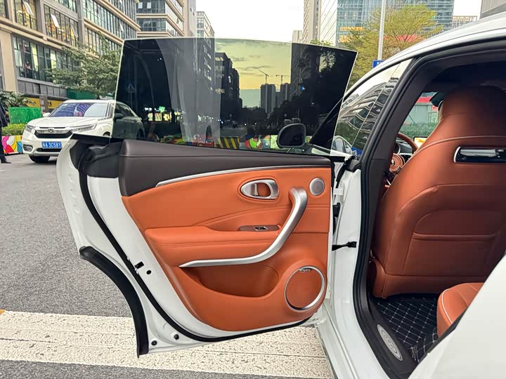 Ora Lightning Cat (07) 2024 2024款 暗夜版 555km 尊贵版