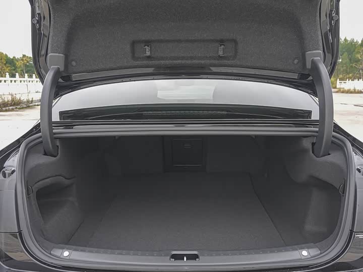 Volvo S90 2026 2026款 B5 智远豪华版