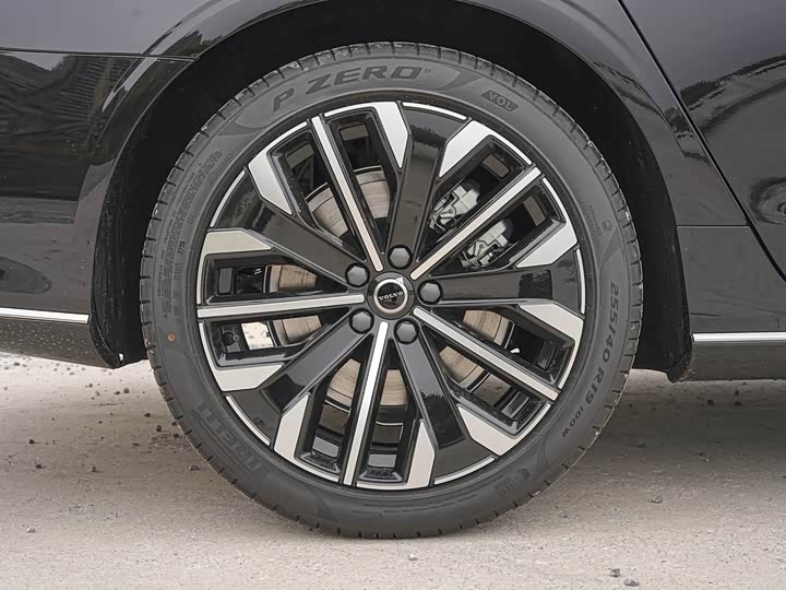 Volvo S90 2026 2026款 B5 智远豪华版