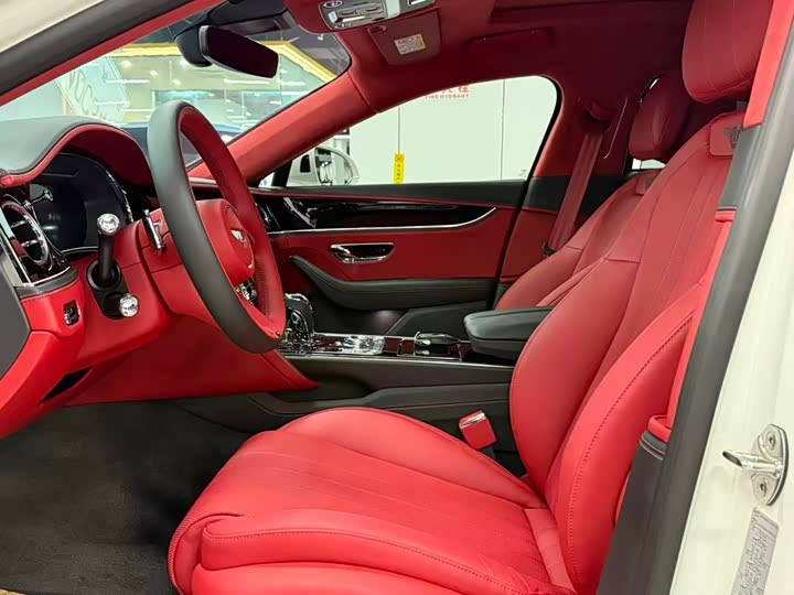 Bentley Flying Spur 2022 2022款 4.0T V8 标准版