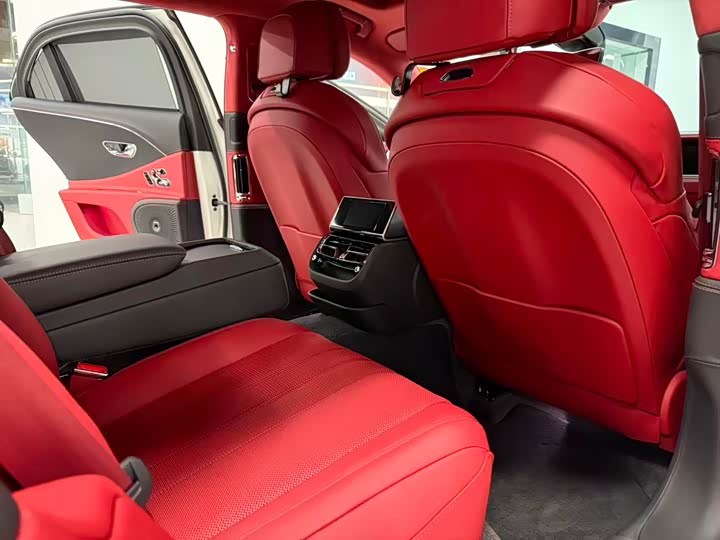 Bentley Flying Spur 2022 2022款 4.0T V8 标准版