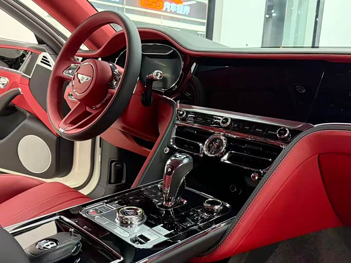 Bentley Flying Spur 2022 2022款 4.0T V8 标准版