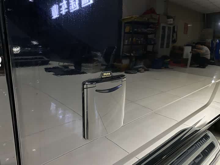 Ford Transit 2021 2021款 2.0T汽油自动高级营运商旅型中轴中顶7座国VI