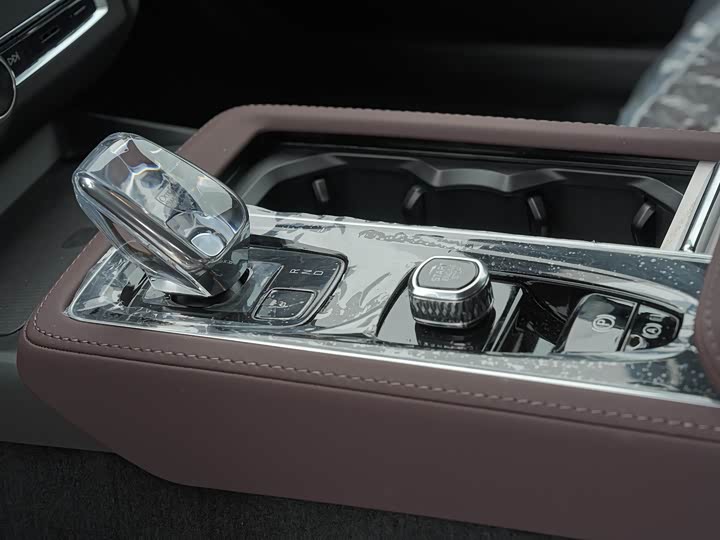 Volvo S90 2026 2026款 B5 智远豪华版