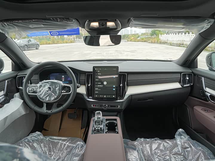 Volvo S90 2026 2026款 B5 智远豪华版