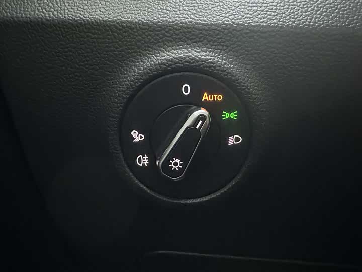 Volkswagen Tayron X 2024 2024款 330TSI 两驱尊贵高能版