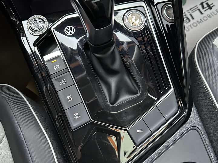 Volkswagen Tayron X 2024 2024款 330TSI 两驱尊贵高能版