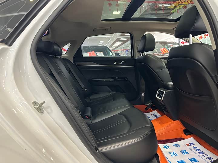 Kia K5 2021 2021款 380T GT-Line 焕新版