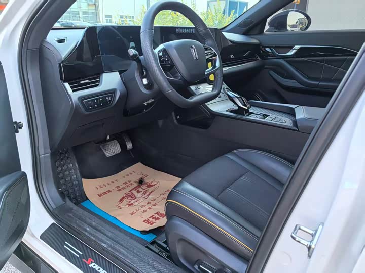 Bestune B70S 2022 2022款 1.5T 智潮统帅