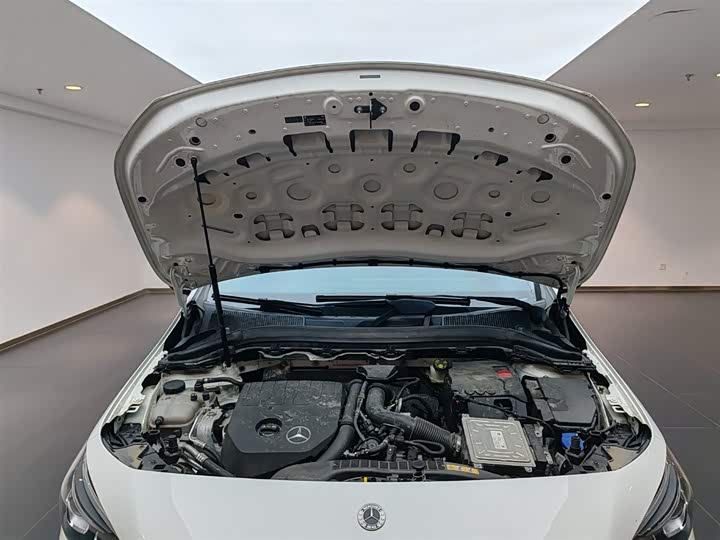 Mercedes-Benz B-Class 2022 2022款 改款 B 200 时尚型