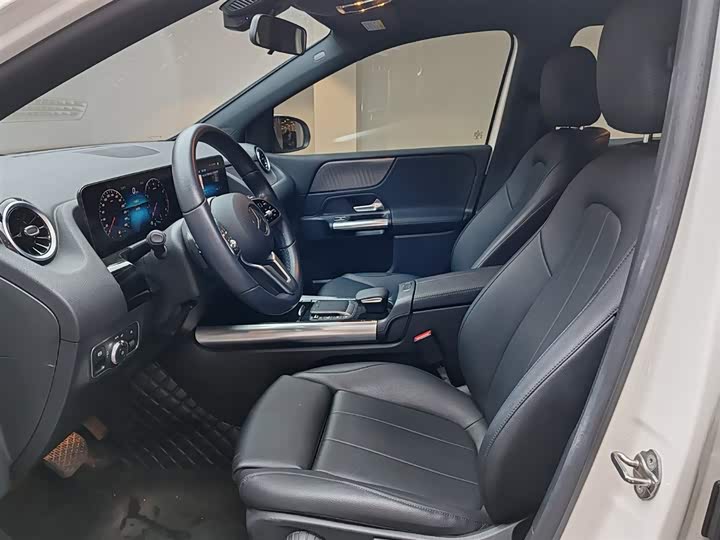 Mercedes-Benz B-Class 2022 2022款 改款 B 200 时尚型