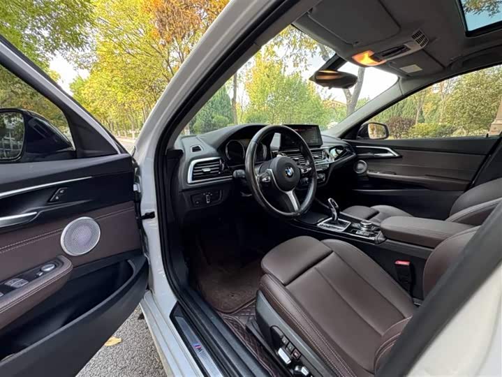 BMW 1 Series 2023 2023款 120i M运动曜夜版