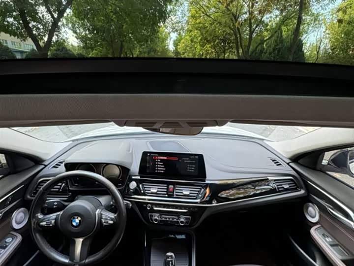 BMW 1 Series 2023 2023款 120i M运动曜夜版