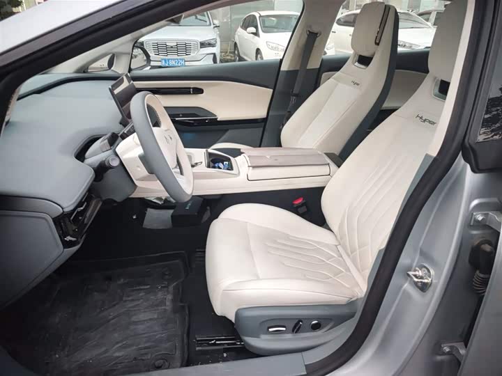 GAC Hyptec GT 2023 2023款 710后驱超充版