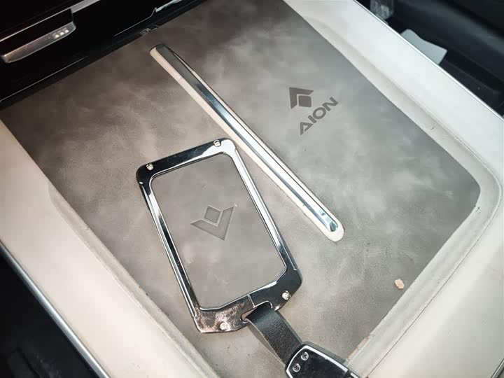 GAC Hyptec GT 2023 2023款 710后驱超充版