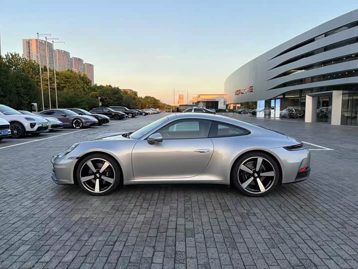 Porsche 911 2025 2025款 Carrera 3.0T