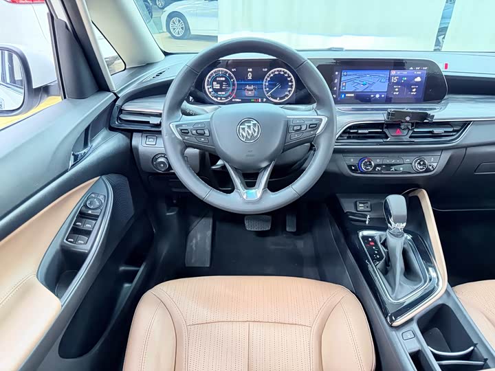 Buick GL6 2021 2021款 323T 轻混动互联豪华型