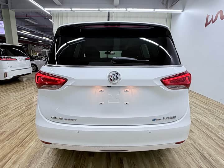 Buick GL6 2021 2021款 323T 轻混动互联豪华型