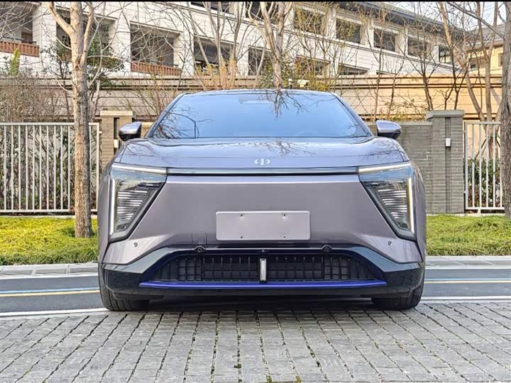 HiPhi Y 2023 2023款 560km 先锋版