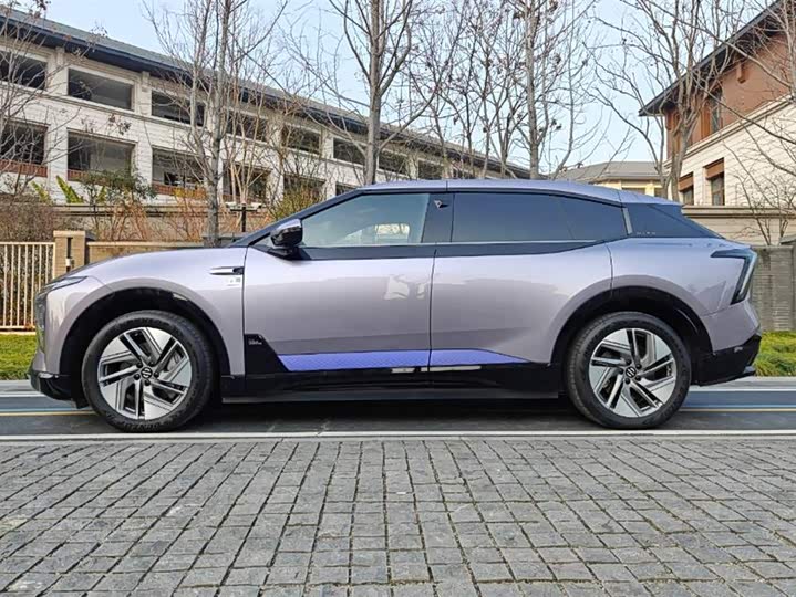 HiPhi Y 2023 2023款 560km 先锋版