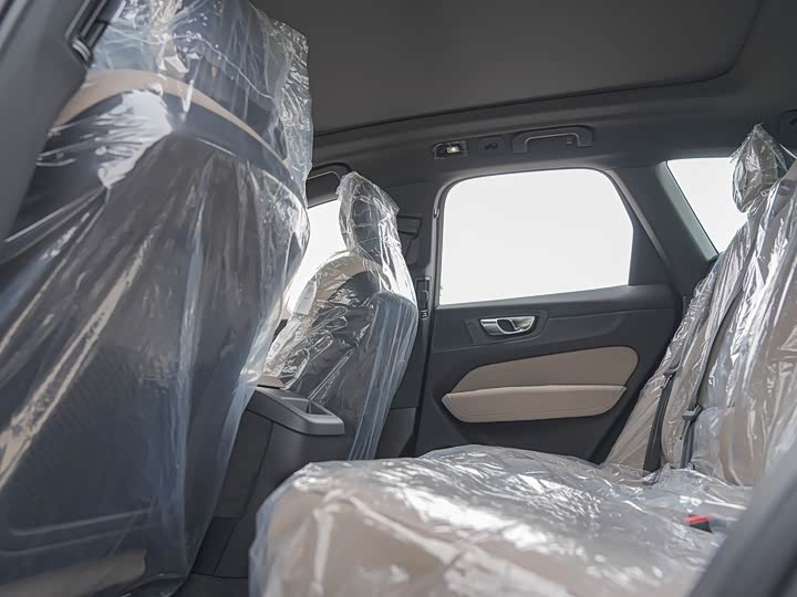 Volvo XC60 2026 2026款 B5 四驱智远豪华版