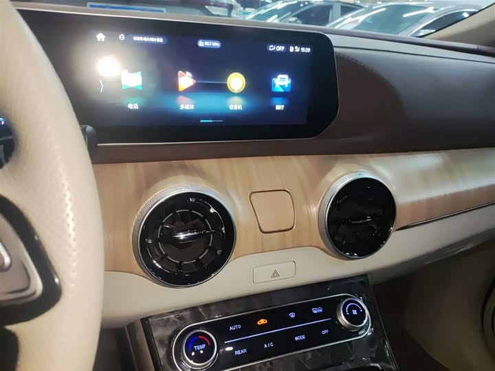 Dongfeng Forthing Yacht 2022 2022款 1.5T DCT逐浪版