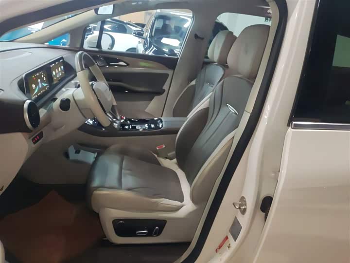 Dongfeng Forthing Yacht 2022 2022款 1.5T DCT逐浪版