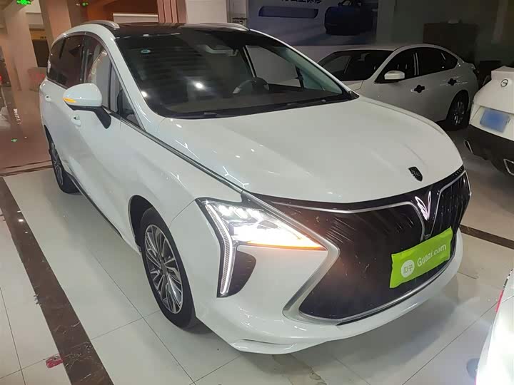 Dongfeng Forthing Yacht 2022 2022款 1.5T DCT逐浪版