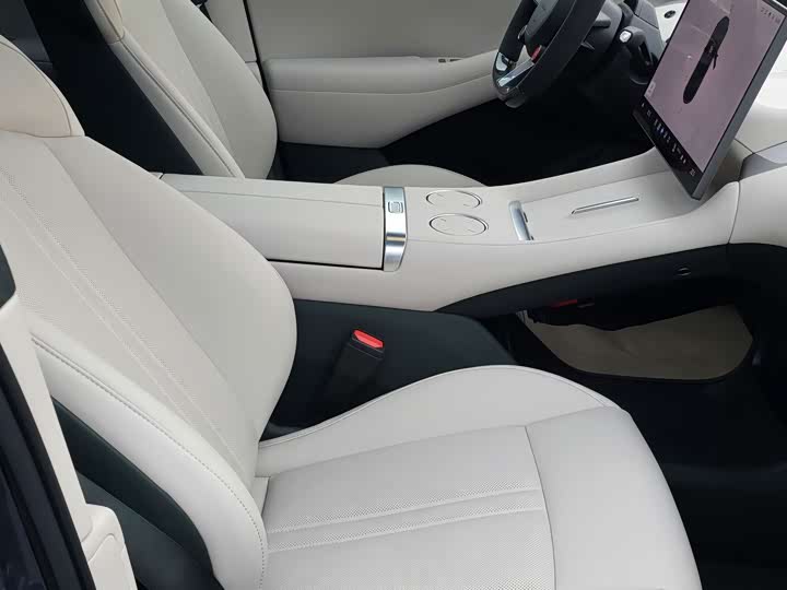 Xiaomi YU7 2025 2025款 超长续航高性能四驱Max版