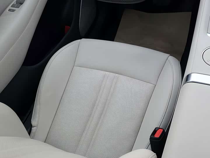 Xiaomi YU7 2025 2025款 超长续航高性能四驱Max版