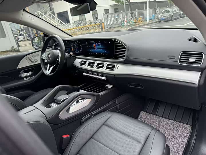 Mercedes-Benz GLE-Class Coupe 2022 2022款 改款 GLE 350 4MATIC 轿跑SUV 时尚型