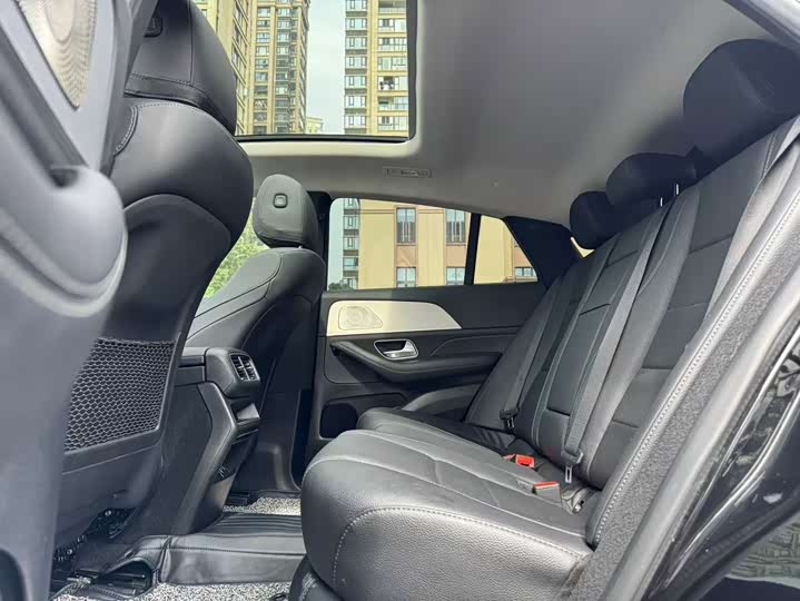 Mercedes-Benz GLE-Class Coupe 2022 2022款 改款 GLE 350 4MATIC 轿跑SUV 时尚型