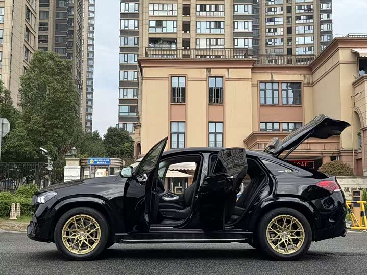 Mercedes-Benz GLE-Class Coupe 2022 2022款 改款 GLE 350 4MATIC 轿跑SUV 时尚型