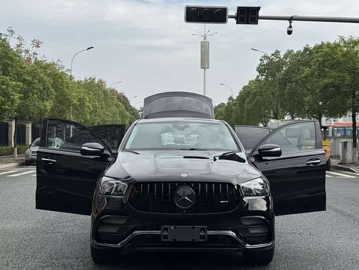 Mercedes-Benz GLE-Class Coupe 2022 2022款 改款 GLE 350 4MATIC 轿跑SUV 时尚型