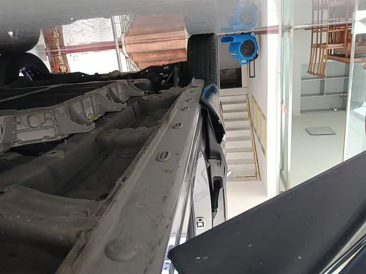 Roewe RX5 Hybrid 2023 2023款 eRX5 超混尊荣版