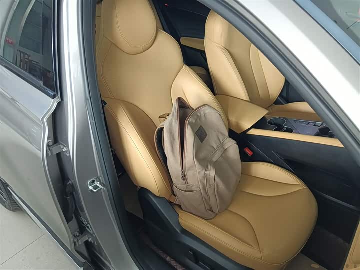 Roewe RX5 Hybrid 2023 2023款 eRX5 超混尊荣版