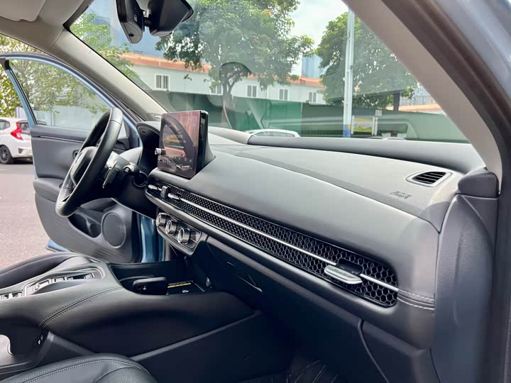 Honda ZR-V 2023 2023款 2.0L e:HEV 锐·尊享版