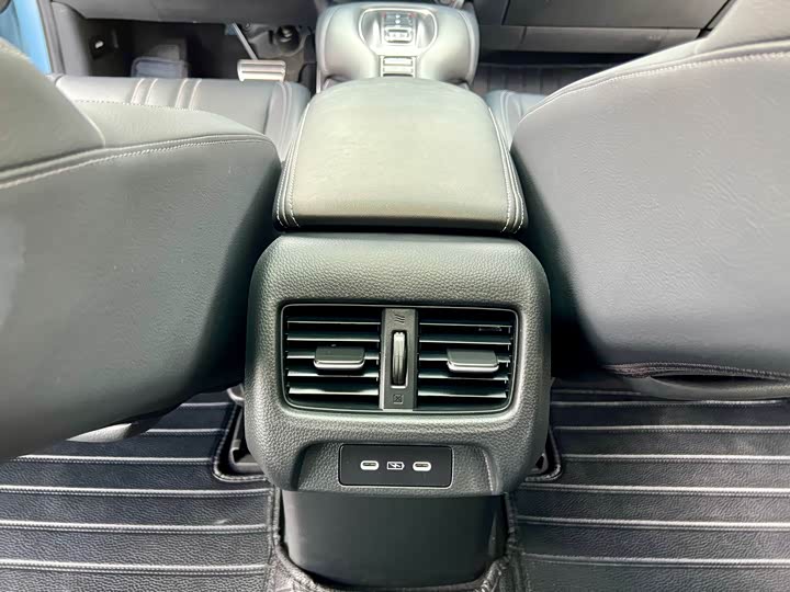 Honda ZR-V 2023 2023款 2.0L e:HEV 锐·尊享版