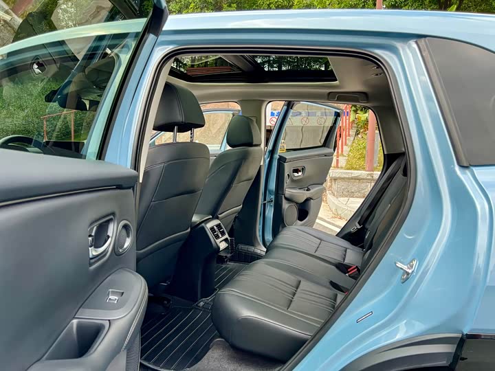 Honda ZR-V 2023 2023款 2.0L e:HEV 锐·尊享版