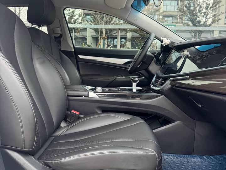 Geely Emgrand GT 2021 2021款 1.8T 领航版+