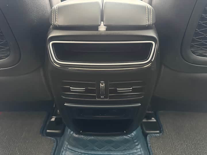 Geely Emgrand GT 2021 2021款 1.8T 领航版+