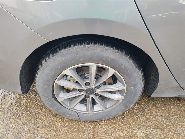 BYD Destroyer 05 2024 2024款 荣耀版 DM-i 55KM 豪华型