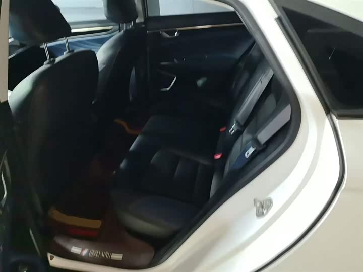 Geely Emgrand GL 2021 2021款 UP 1.4T CVT领曜型