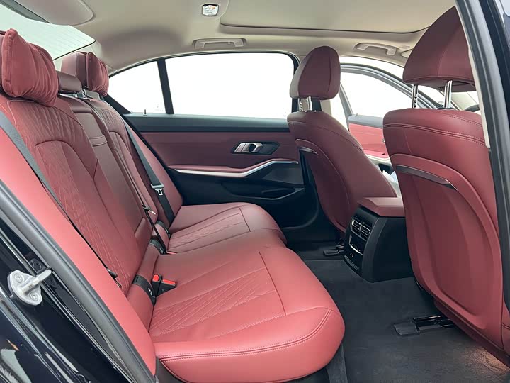 BMW i3 2025 2025款 eDrive 40 L 曜夜套装