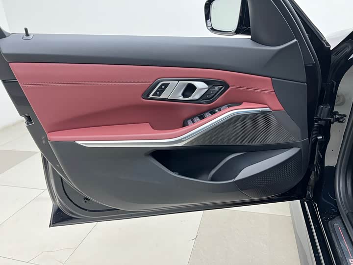 BMW i3 2025 2025款 eDrive 40 L 曜夜套装